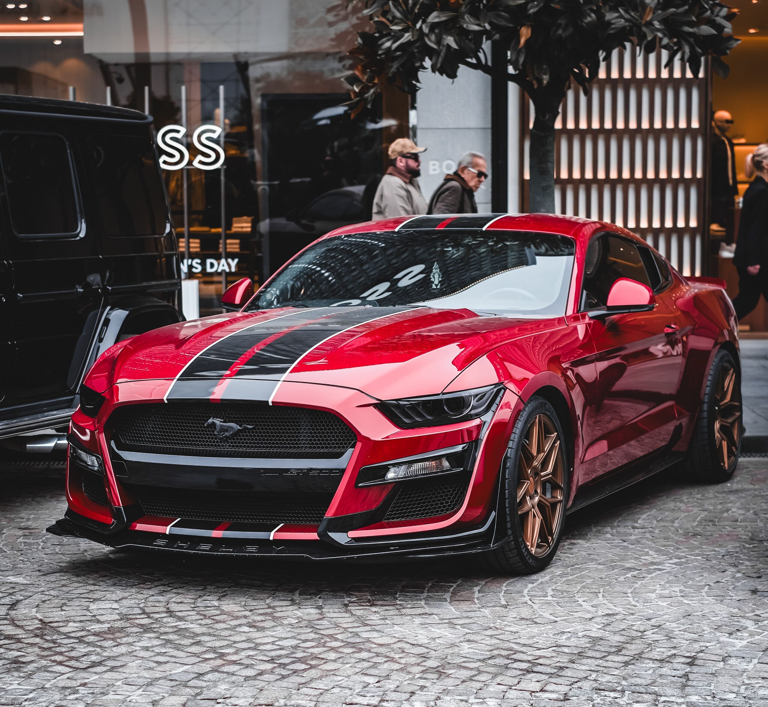 Car Hire in Dubai: The Best Choice for Tourists and Travelers